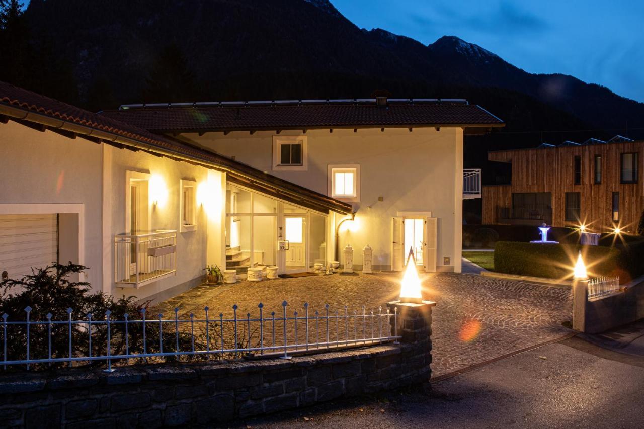 Villa 10 Oetz Bagian luar foto
