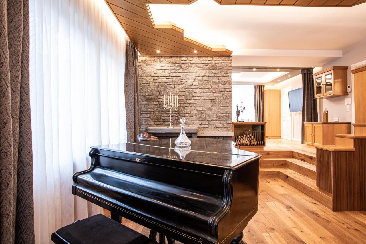 Villa 10 Oetz Bagian luar foto